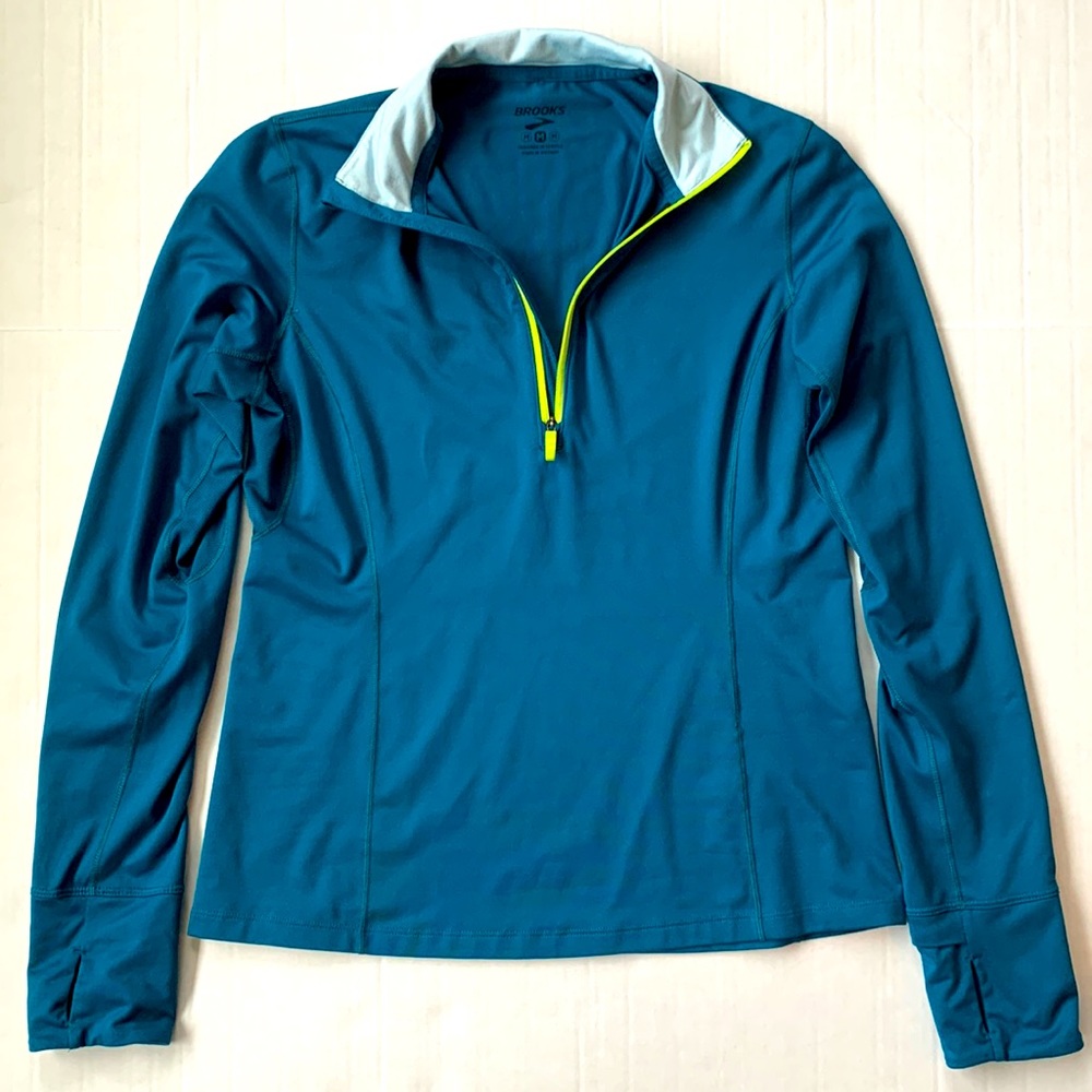 Brooks Running Top 1/4 Zip Pullover - Medium and Thumb Holes!